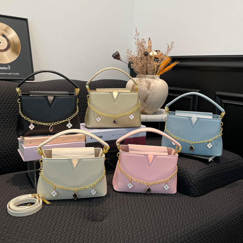 Classic Pu Leather Lady Should - Interior Design Trends 2026 recension och pris